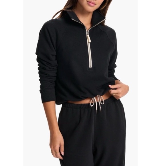 Vuori Tops - Vuori Sedona Half Zip Pullover Sweatshirt XS Black Cropped Athleisure Activewear